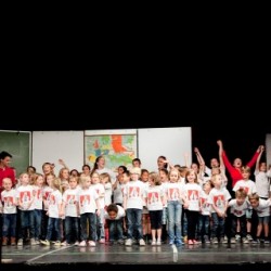 Groepsoptreden (124) - Toneelvereniging Plankenkoorts 